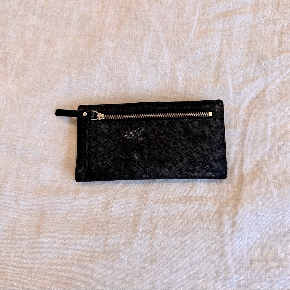 Kate Spade Wallet - Picture 2 of 8